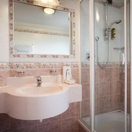 Otel Muliac 4*