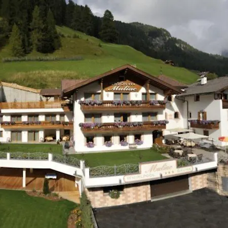 Otel Muliac Selva di Val Gardena