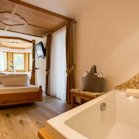 Otel Muliac 4*