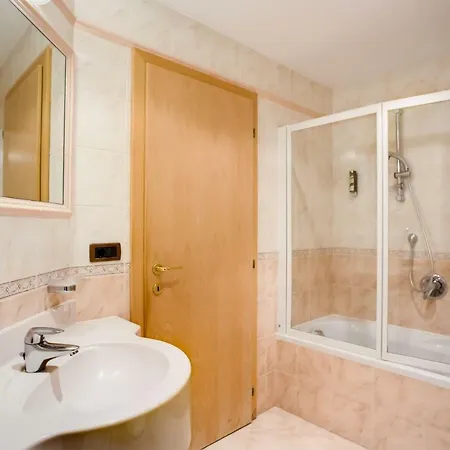 Muliac Otel 4*