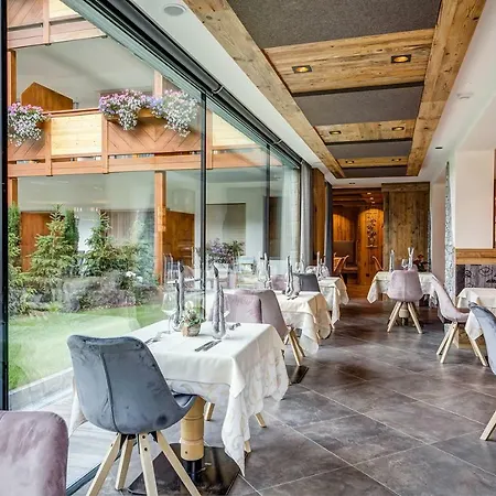 Otel Muliac 4*