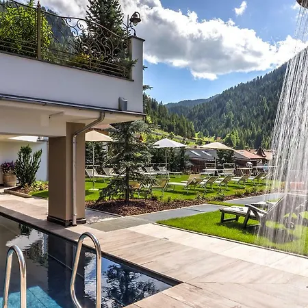 Otel Muliac 4*